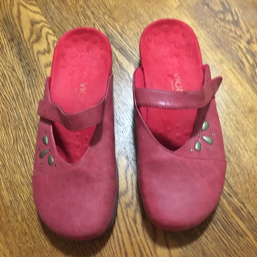 Vionic red slip ons